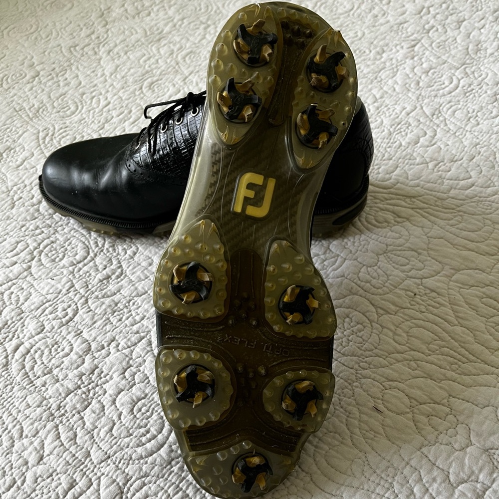 Men’s Golf Shoes